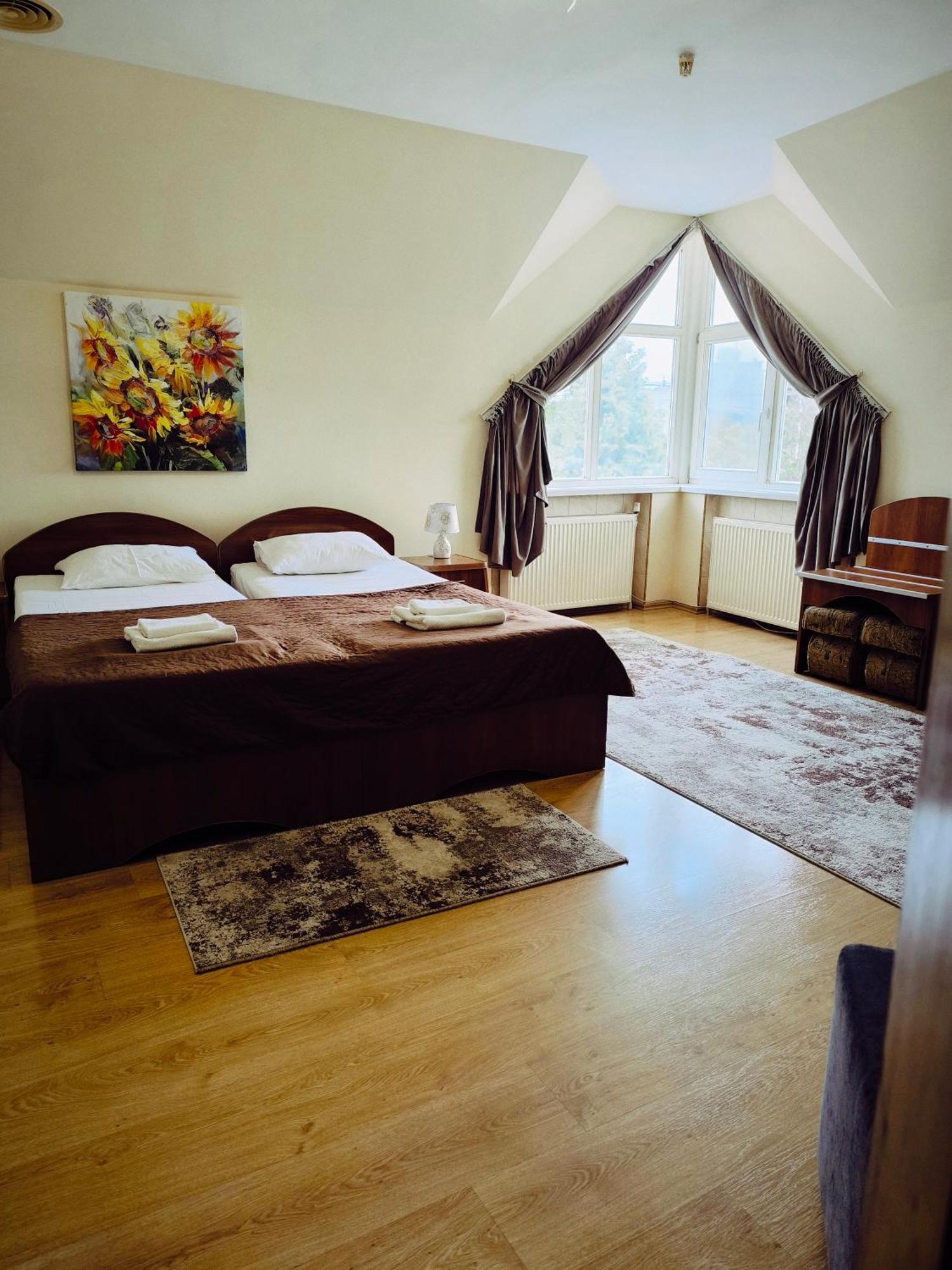 Hotel Delfin Mukaçeve Dış mekan fotoğraf