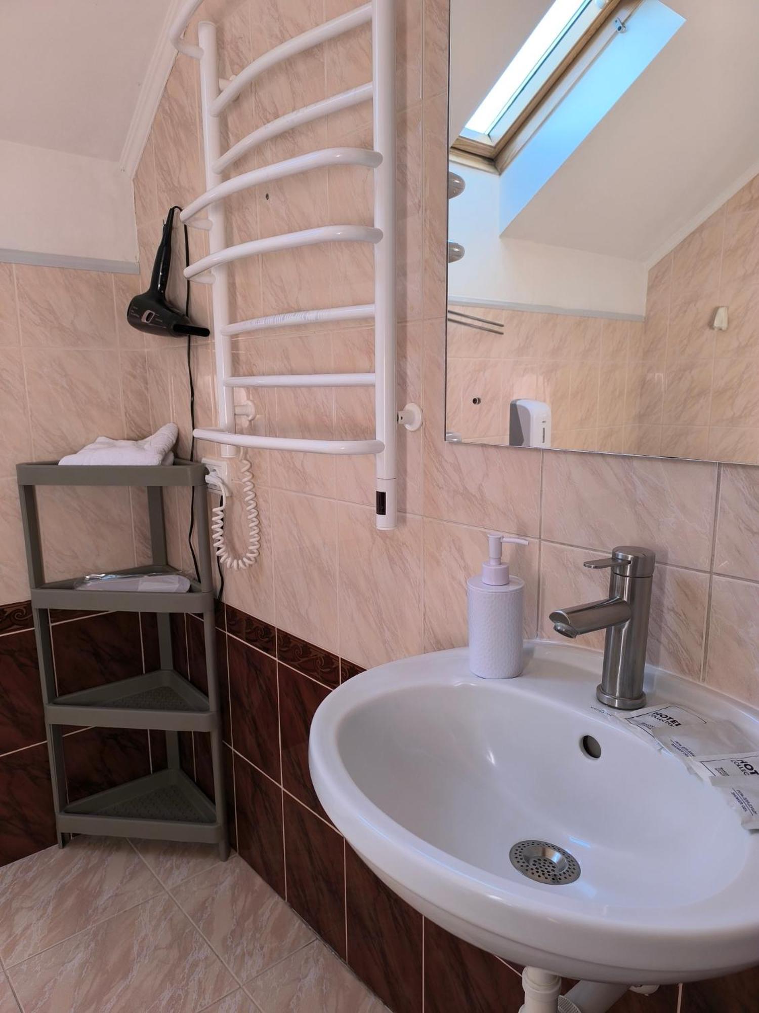 Hotel Delfin Mukaçeve Oda fotoğraf