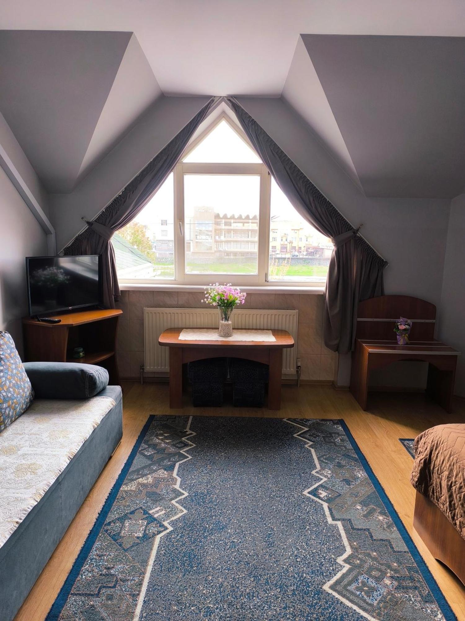 Hotel Delfin Mukaçeve Oda fotoğraf