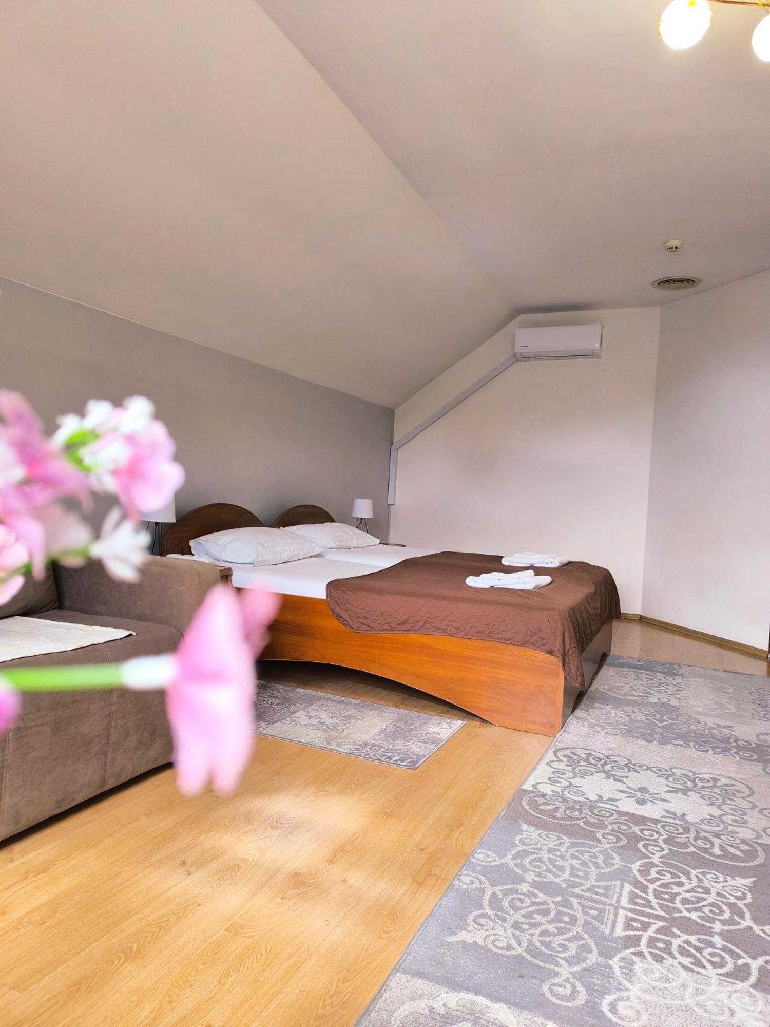 Hotel Delfin Mukaçeve Oda fotoğraf