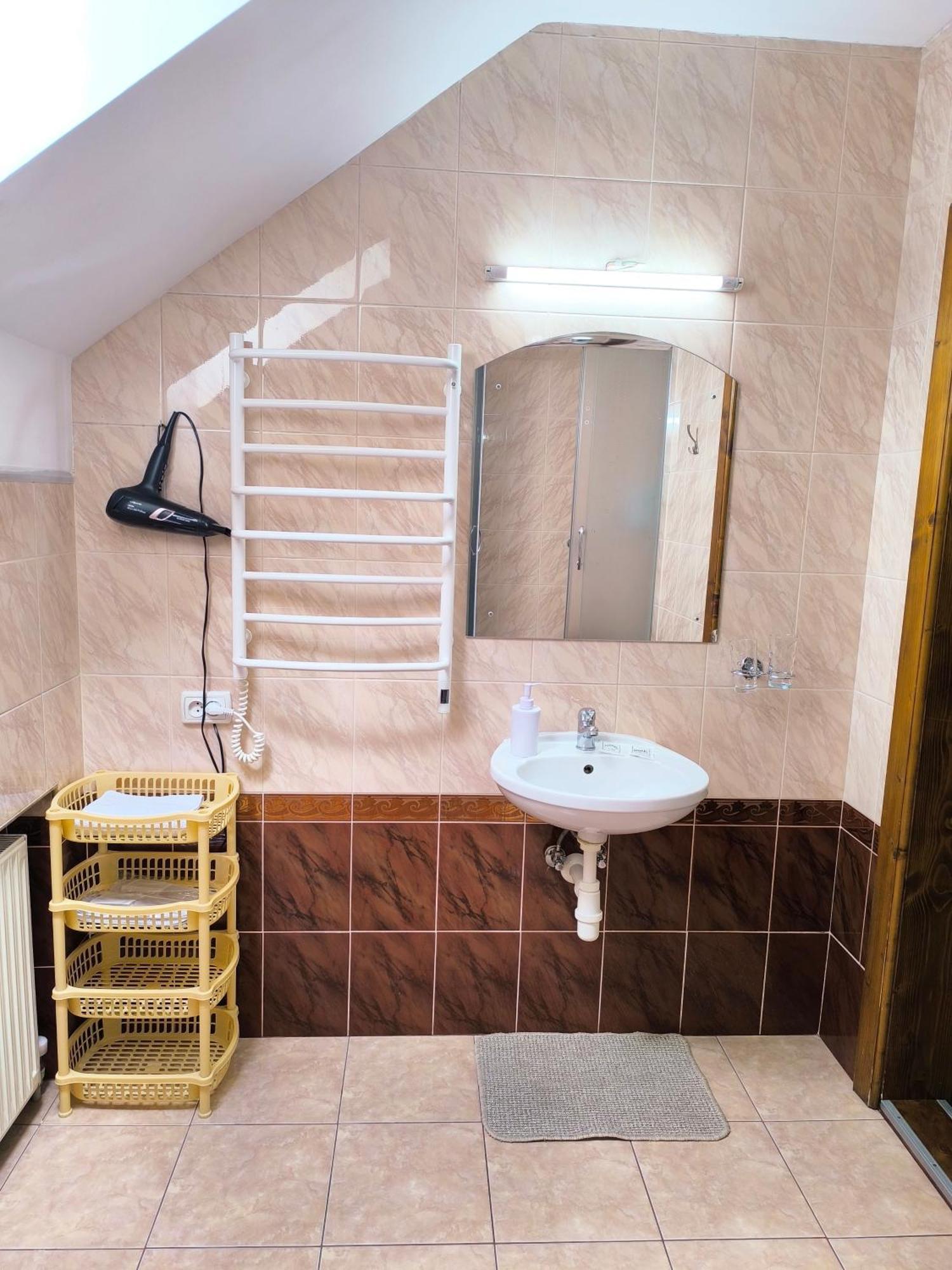 Hotel Delfin Mukaçeve Oda fotoğraf