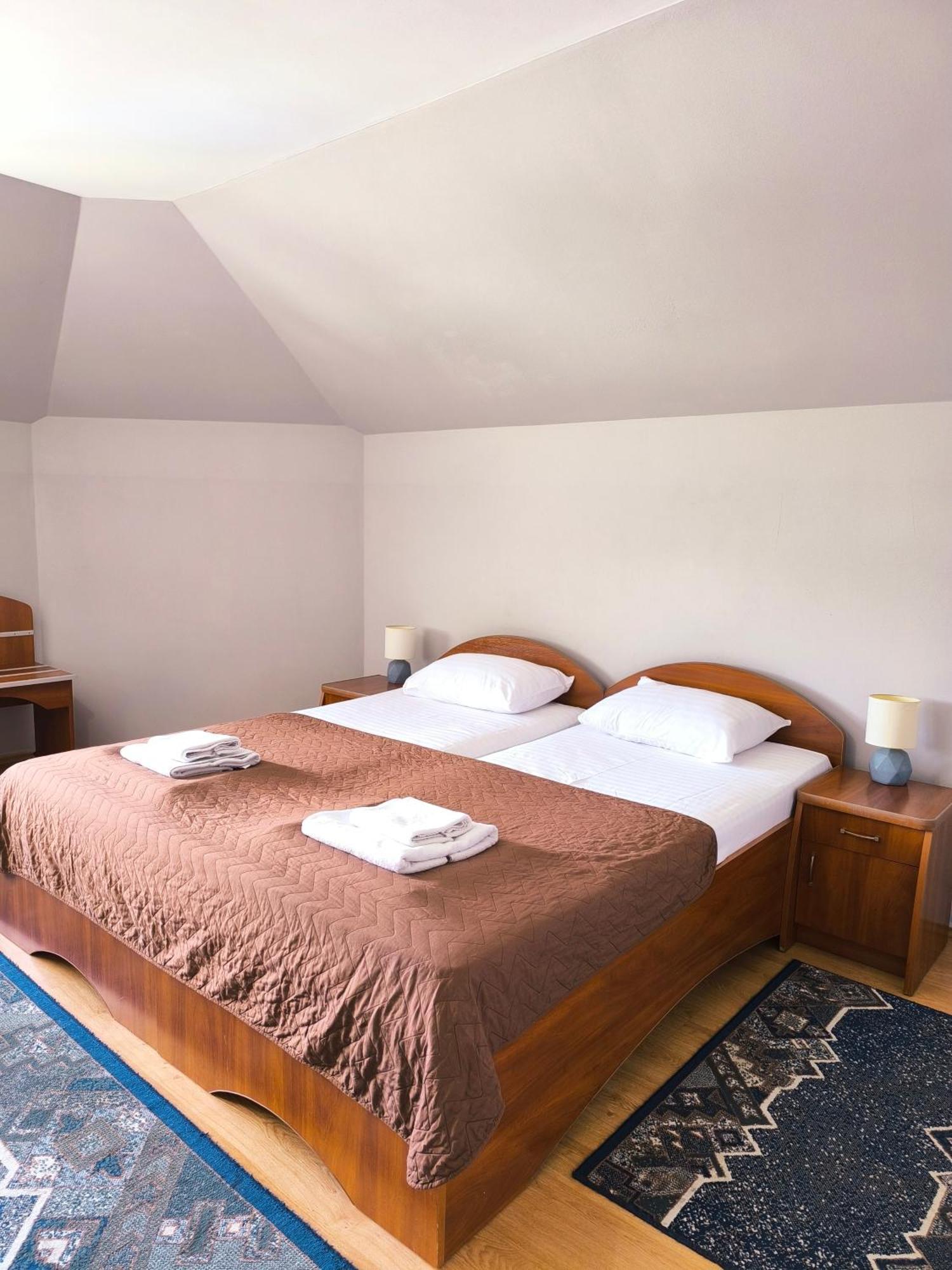 Hotel Delfin Mukaçeve Oda fotoğraf
